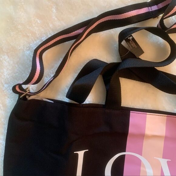 Victoria’s Secret Love Tote Bag - Picture 4 of 6